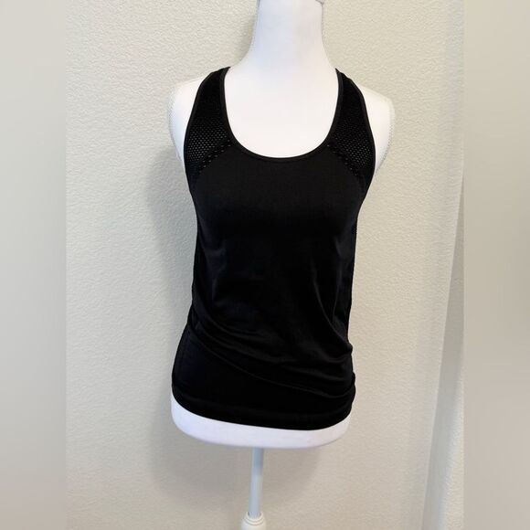 Fabletics Christine Seamless Openwork Tank - Picture 3 of 5